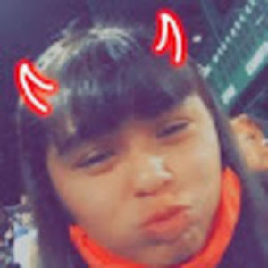 Meet your Posher, Naomi